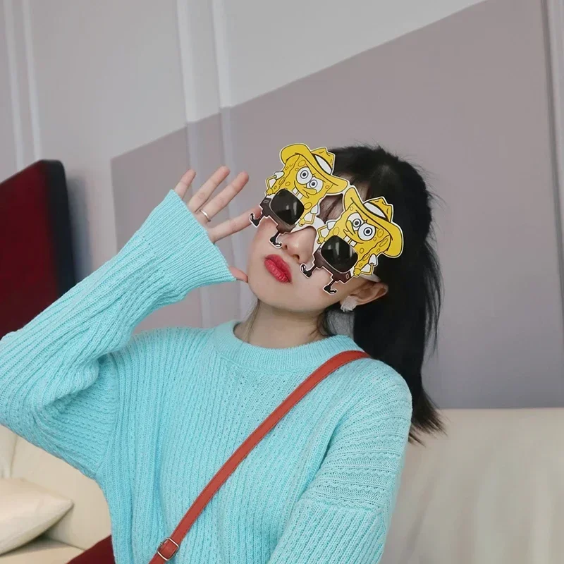 Карнавальные очки для праздника
Карнавальные очки для праздника