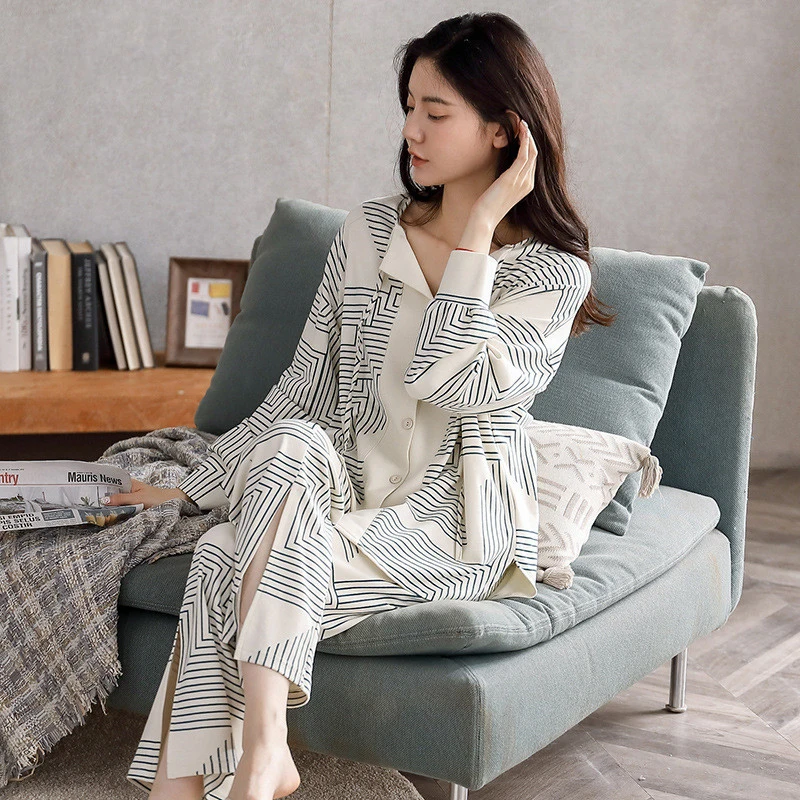2022 Autumn Women's Pajamas Set Fashion Bohemian Stripes Print Sleepwear V Neck Cotton Homewear Nightwear Pyjamas Femme
2022 Autumn Women's Pajamas Set Fashion Bohemian Stripes Print Sleepwear V Neck Cotton Homewear Nightwear Pyjamas Femme