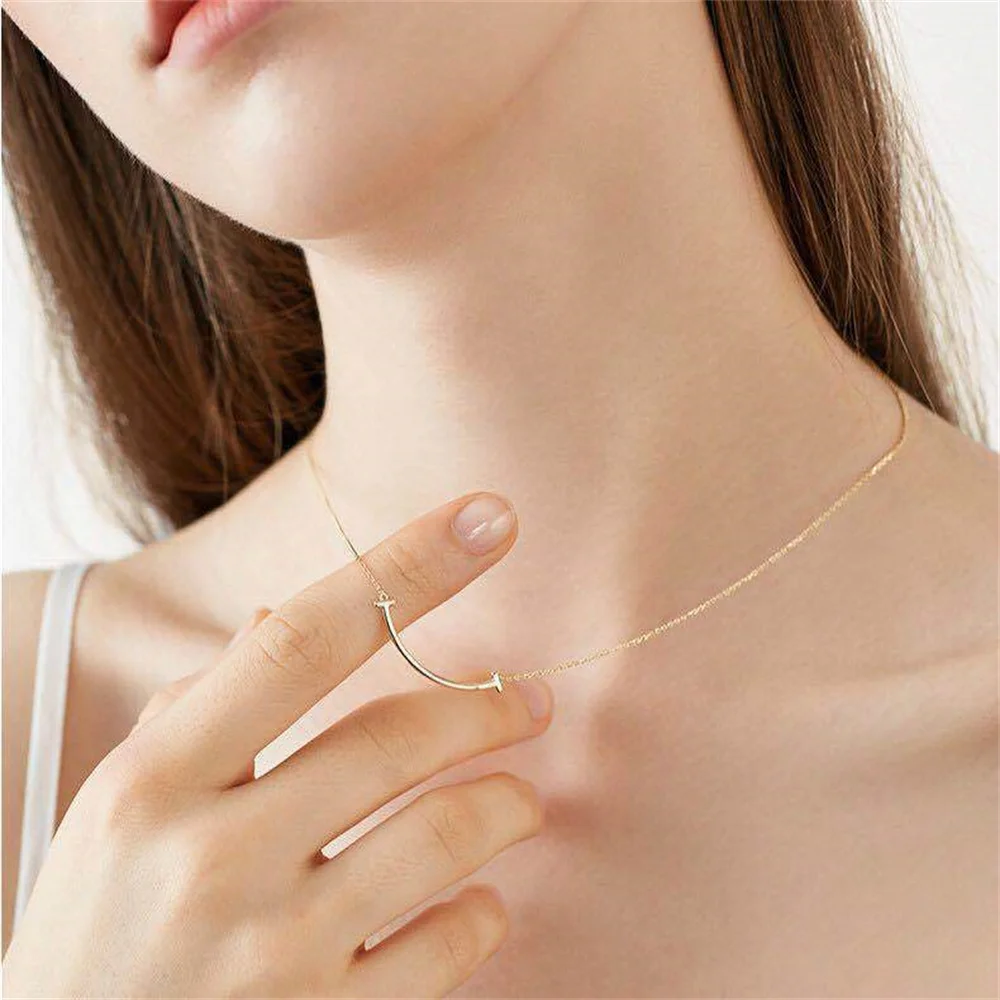 Smile Necklace net red simple smile accessories necklace women's gift European and American Jewelry
Smile Necklace net red simple smile accessories necklace women's gift European and American Jewelry
