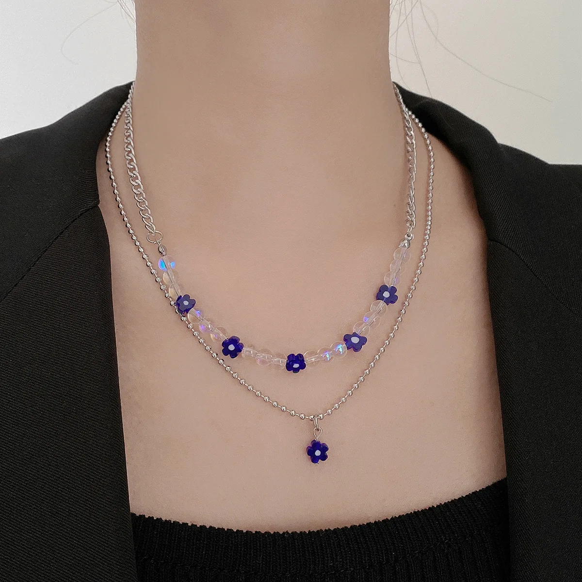 Double Layered Klein Blue Flower Necklace for Women Niche Design Crystal Clavicle Chain Ins Wind Beaded Necklace Popular Jewelry
Double Layered Klein Blue Flower Necklace for Women Niche Design Crystal Clavicle Chain Ins Wind Beaded Necklace Popular Jewelry
