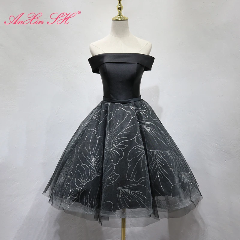 AnXin SH princess black satin sparkly flower lace Vintage party fashion boat neck lace up short evening dress little black dress
AnXin SH princess black satin sparkly flower lace Vintage party fashion boat neck lace up short evening dress little black dress
