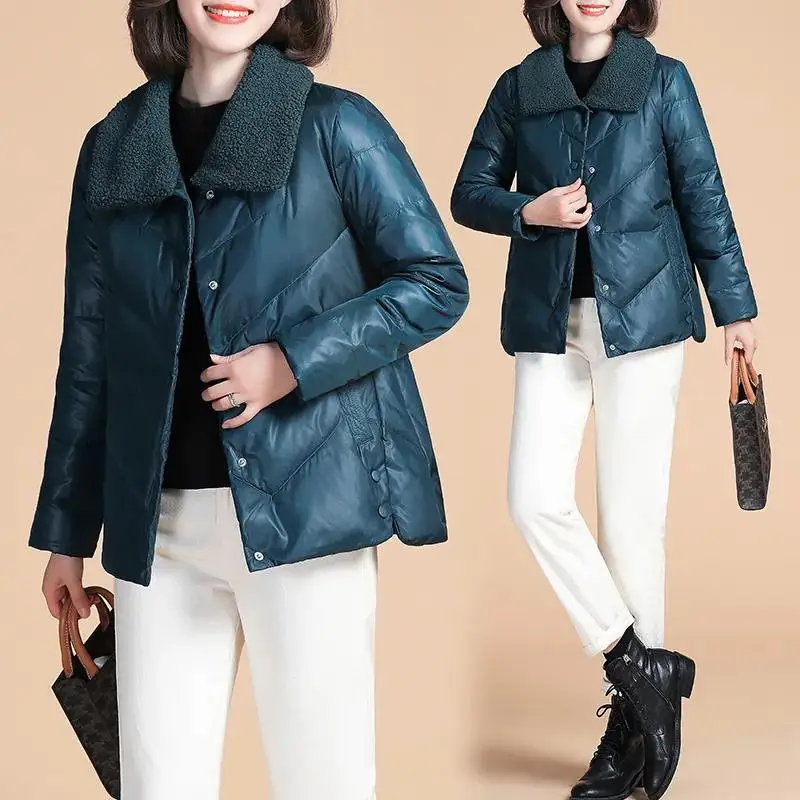 2021 New Women's Winter Parkas Jacket Fashion Cashmere Lamb Wool Down Cotton Jackets Ladies Short Coat Female Elegant Outerwear
2021 New Women's Winter Parkas Jacket Fashion Cashmere Lamb Wool Down Cotton Jackets Ladies Short Coat Female Elegant Outerwear