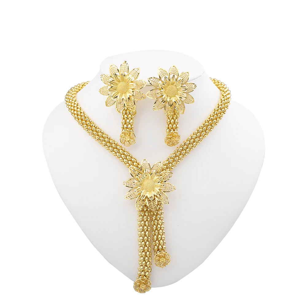 2023 Italian Women's Set Free Delivery Promotion Flower shaped Pendant Wide Necklace Earrings Jewelry Set Elegant Indian Jewelry
2023 Italian Women's Set Free Delivery Promotion Flower shaped Pendant Wide Necklace Earrings Jewelry Set Elegant Indian Jewelry