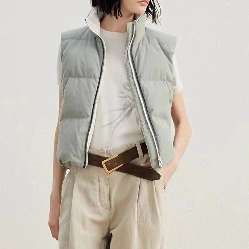 Winter new women's high collar bead chain sleeveless loose goose down warm down vest y2k fashion high street short casual jacket
Winter new women's high collar bead chain sleeveless loose goose down warm down vest y2k fashion high street short casual jacket