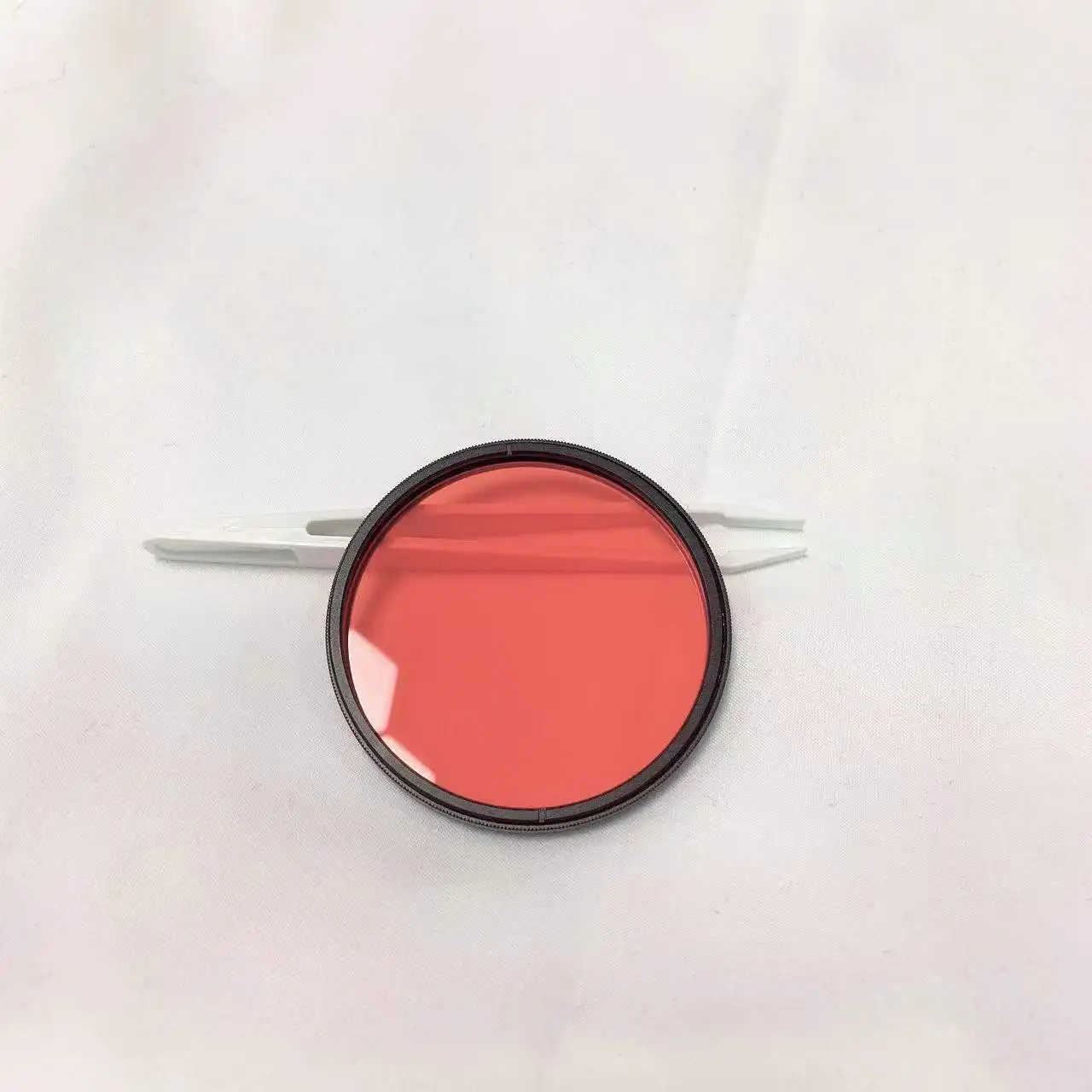 Multiple Sizes UV Cut Light Red Color 600nm IR Long Pass Filter Glass With Photo Frame HB600 For Camera Photography
Multiple Sizes UV Cut Light Red Color 600nm IR Long Pass Filter Glass With Photo Frame HB600 For Camera Photography