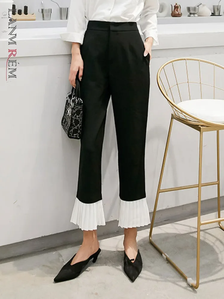 LANMREM High Waist Ruffled Pants Women Summer New Loose Drape White Black Color Stitching Wide Leg Flared Trousers 2R2542
LANMREM High Waist Ruffled Pants Women Summer New Loose Drape White Black Color Stitching Wide Leg Flared Trousers 2R2542