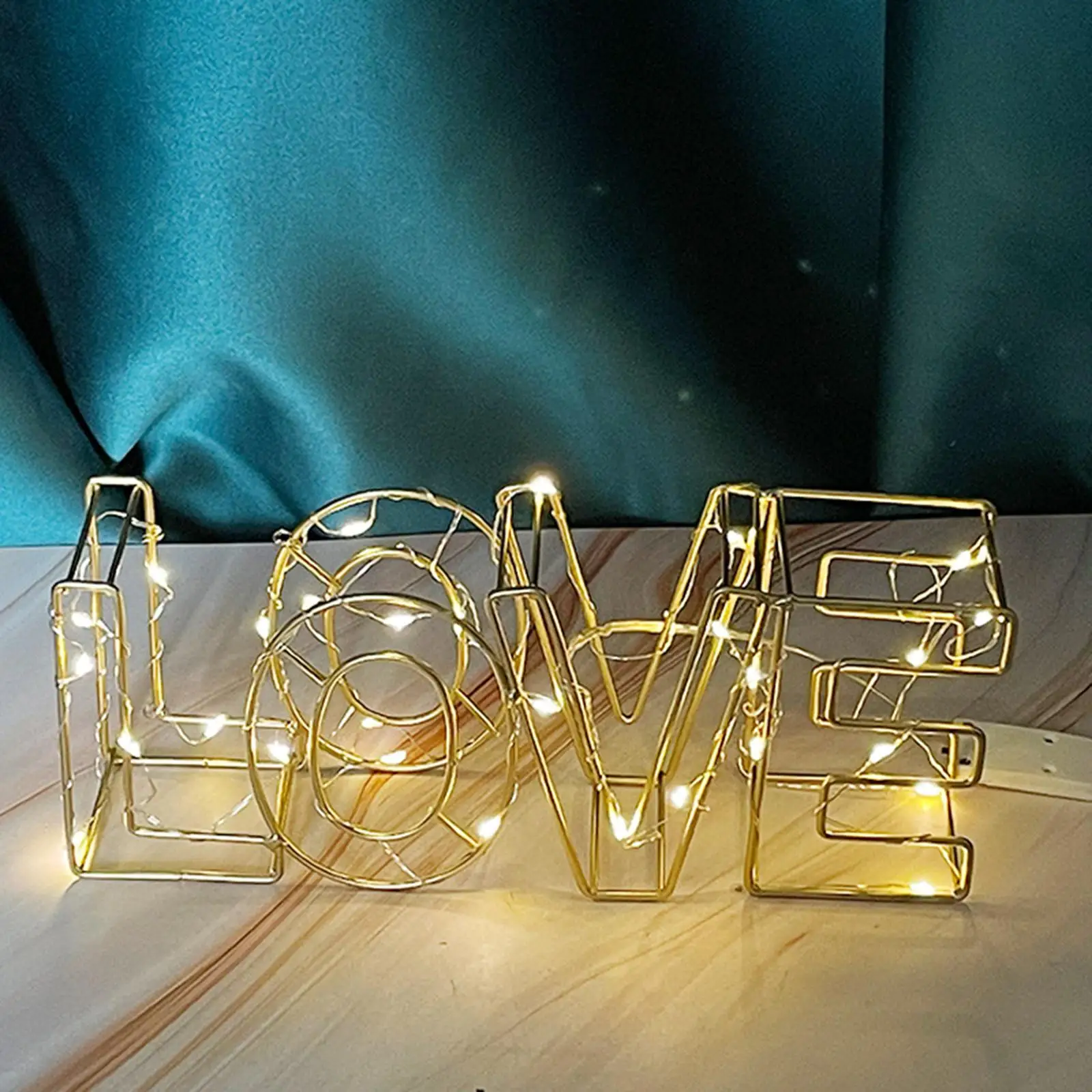 Металлические Проволочные любовь буквы с гирляндой украшения для спальни
Металлические Проволочные любовь буквы с гирляндой украшения для спальни