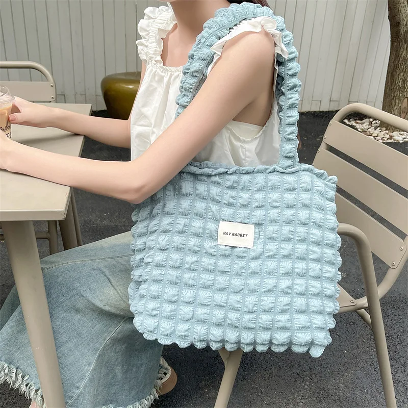 Hot New Candy Color Fashion Cloud Bubble Flower Shoulder Bag Large Capacity Simple Canvas Handbag Designer Tote Bag For Women
Hot New Candy Color Fashion Cloud Bubble Flower Shoulder Bag Large Capacity Simple Canvas Handbag Designer Tote Bag For Women