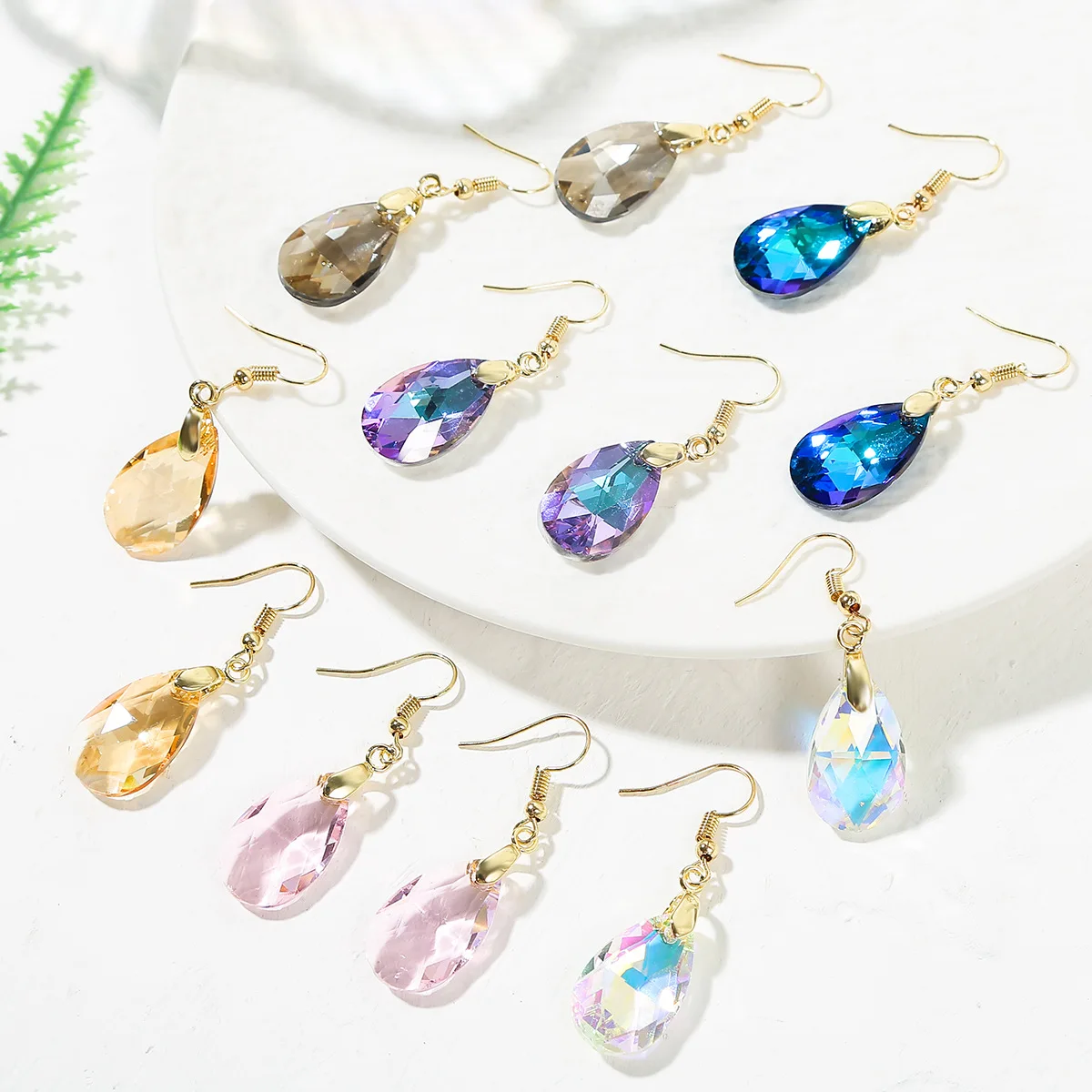 YADELAI Crystal Earrings Natural Crystal Pendant Earrings Ins Jewelry Accessories High-end Light Luxury Zircon Drop Earrings
YADELAI Crystal Earrings Natural Crystal Pendant Earrings Ins Jewelry Accessories High-end Light Luxury Zircon Drop Earrings