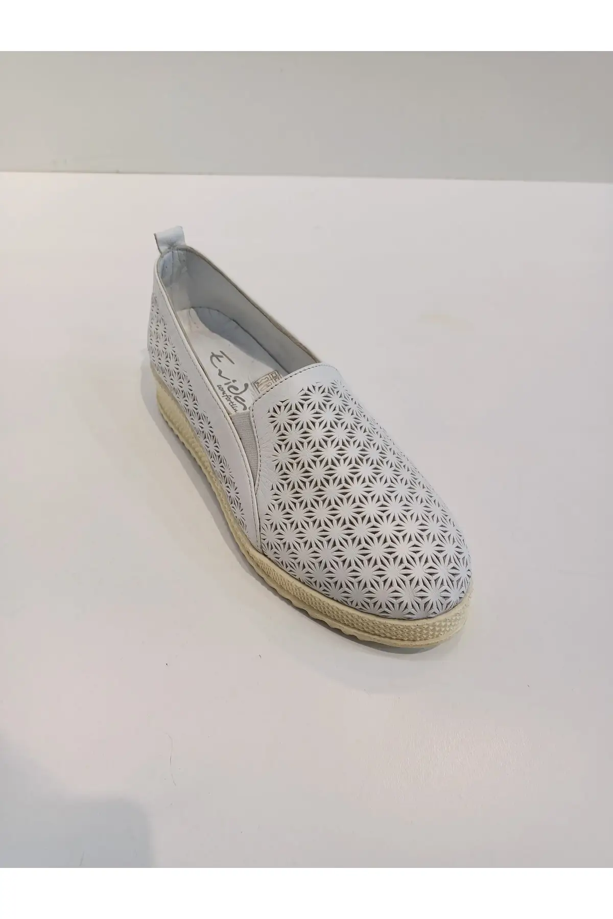 Women Flats Shoes Leather Shoes Fashion Flats For Ladies Casual Shoes Elegant Flat Footwear Summer Ladies Shoes
Women Flats Shoes Leather Shoes Fashion Flats For Ladies Casual Shoes Elegant Flat Footwear Summer Ladies Shoes