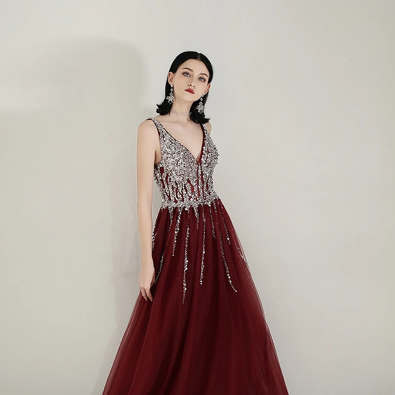 

Burgundy Cocktail Dresses Sequins Beads V-Neck A-Line Wedding Ceremony Spaghetti Strap Formal Party Guest Evening Prom Gowns New