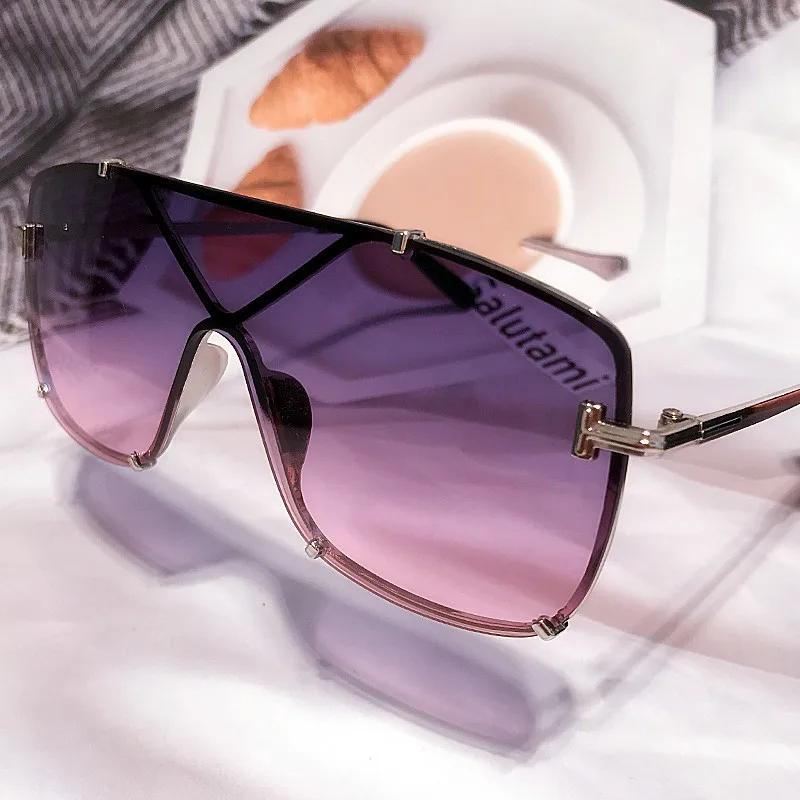 Vintage Fashion Brand Oversized Sunglasses For Men Alloy Claw Letter Shield Sun Glasses Women Chic Big Frame One Piece Eyewear
Vintage Fashion Brand Oversized Sunglasses For Men Alloy Claw Letter Shield Sun Glasses Women Chic Big Frame One Piece Eyewear