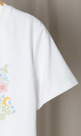 T-shirt 2023 Spring and Summer New Fashion Letter Floral Round Neck Casual Short-sleeved T-shirt
T-shirt 2023 Spring and Summer New Fashion Letter Floral Round Neck Casual Short-sleeved T-shirt