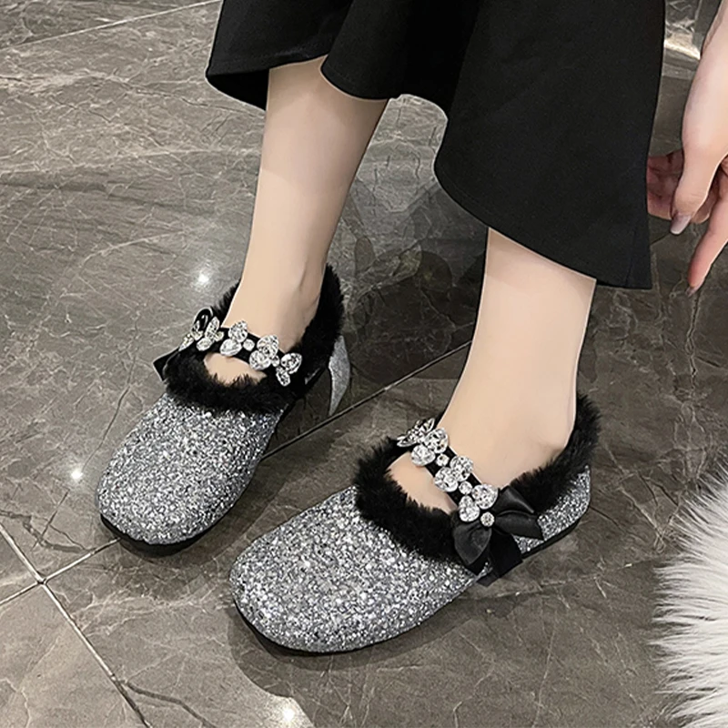Fur Women Flats Warm Cotton Shoes Crystal Cozy Luxury Femme Glass Shoes 2024 New Winter Fashion Short Plush Zapatos Para Mujeres
Fur Women Flats Warm Cotton Shoes Crystal Cozy Luxury Femme Glass Shoes 2024 New Winter Fashion Short Plush Zapatos Para Mujeres