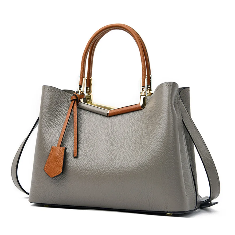 Luxury Designer Female Handbag Genuine Leather Bags for Women Shoulder Bag Large Ladies Cowhide Handbags Bolsa Feminina
Luxury Designer Female Handbag Genuine Leather Bags for Women Shoulder Bag Large Ladies Cowhide Handbags Bolsa Feminina