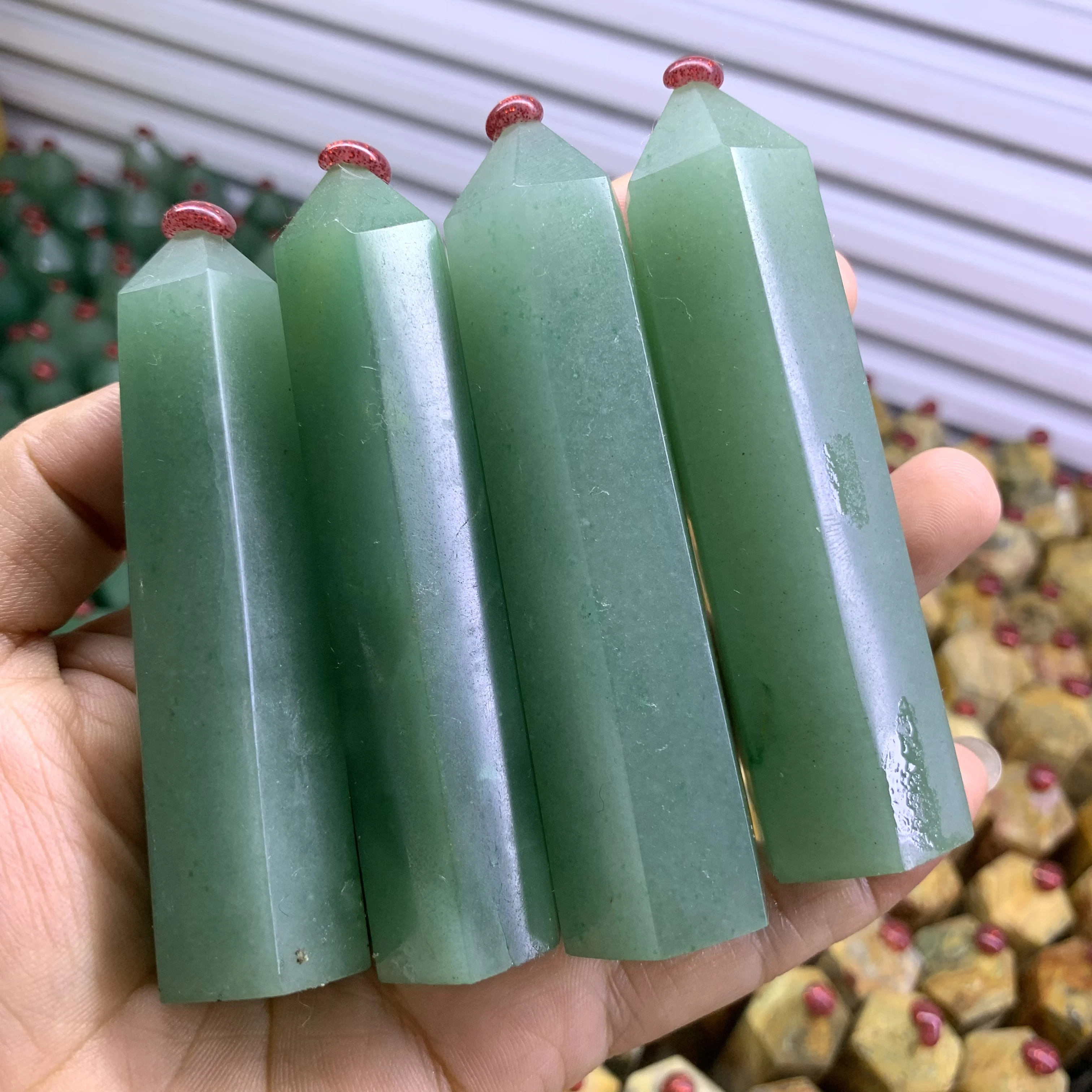 7-8cm Natural Green Aventurine Point Healing Crystal Tower Energy Wand Ornament For Home Decoration
7-8cm Natural Green Aventurine Point Healing Crystal Tower Energy Wand Ornament For Home Decoration