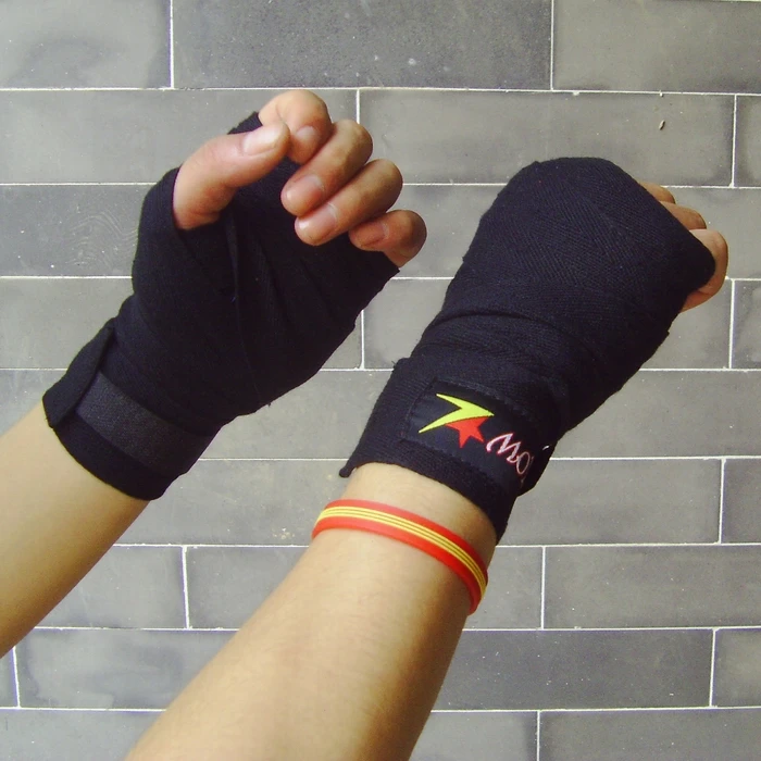 Boxing Bandage Cotton Sports Hand Wrap Sanda Boxing Protective Gear Length 3m for Muay Thai Karate MMA
Boxing Bandage Cotton Sports Hand Wrap Sanda Boxing Protective Gear Length 3m for Muay Thai Karate MMA
