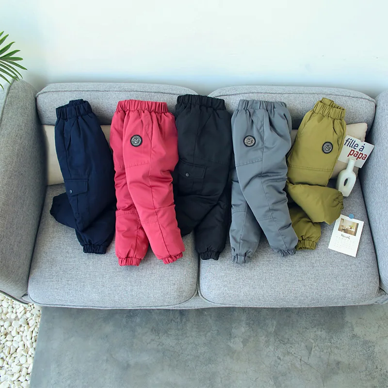 Зимние Детские плотные пуховые брюки, осенние детские прямые теплые спортивные брюки, спортивные штаны для бега и мальчиков
Зимние Детские плотные пуховые брюки, осенние детские прямые теплые спортивные брюки, спортивные штаны для бега и мальчиков