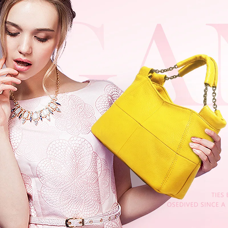 Ladies bag 2022 new hand-held shoulder bag bag genuine leather first layer cowhide women's bag chain bag
Ladies bag 2022 new hand-held shoulder bag bag genuine leather first layer cowhide women's bag chain bag