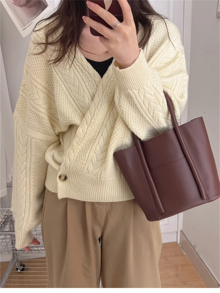 Tops Women Coats Loose Autumn Winter 2022 Warm Soft Slim Casual Office Lady Clothes Normcore Korean Knitted Cardigans Sweaters
Tops Women Coats Loose Autumn Winter 2022 Warm Soft Slim Casual Office Lady Clothes Normcore Korean Knitted Cardigans Sweaters