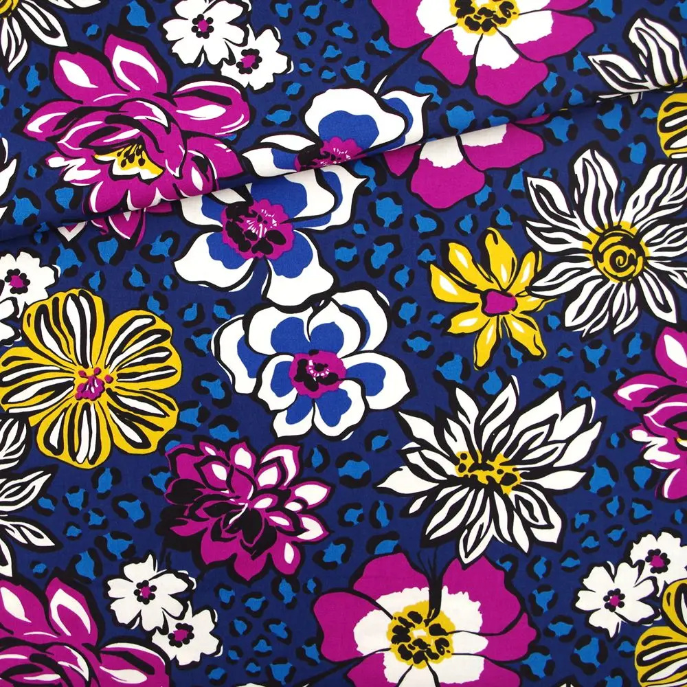 1 Yard Cotton Woven Fabric For Cloth, Bag, Bedding,Flowers on Blue Background, Width=145cm
1 Yard Cotton Woven Fabric For Cloth, Bag, Bedding,Flowers on Blue Background, Width=145cm