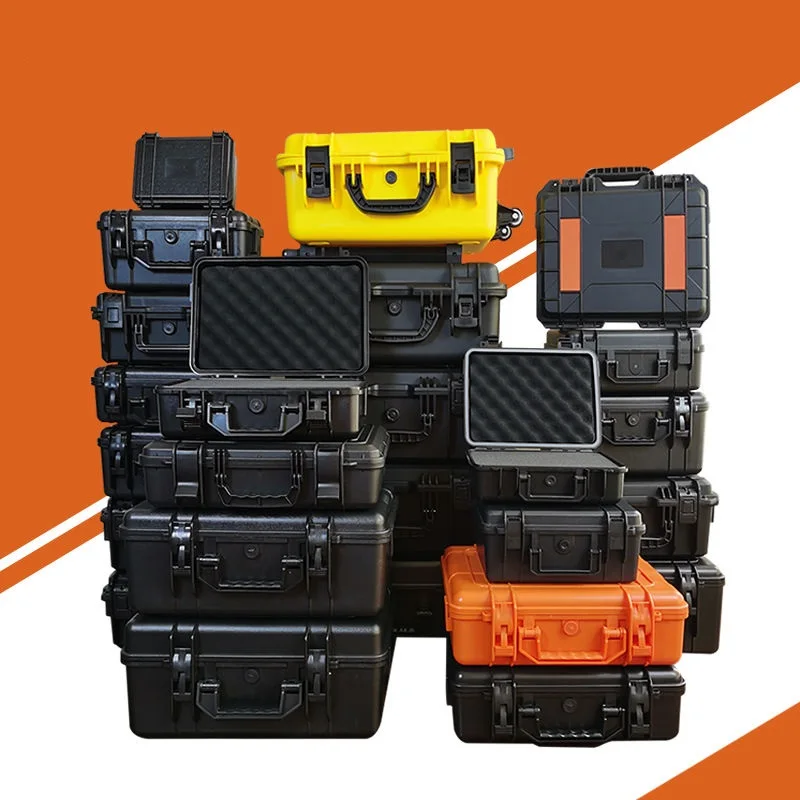 Пластиковый ящик для инструментов, с замком 
Пластиковый ящик для инструментов, с замком