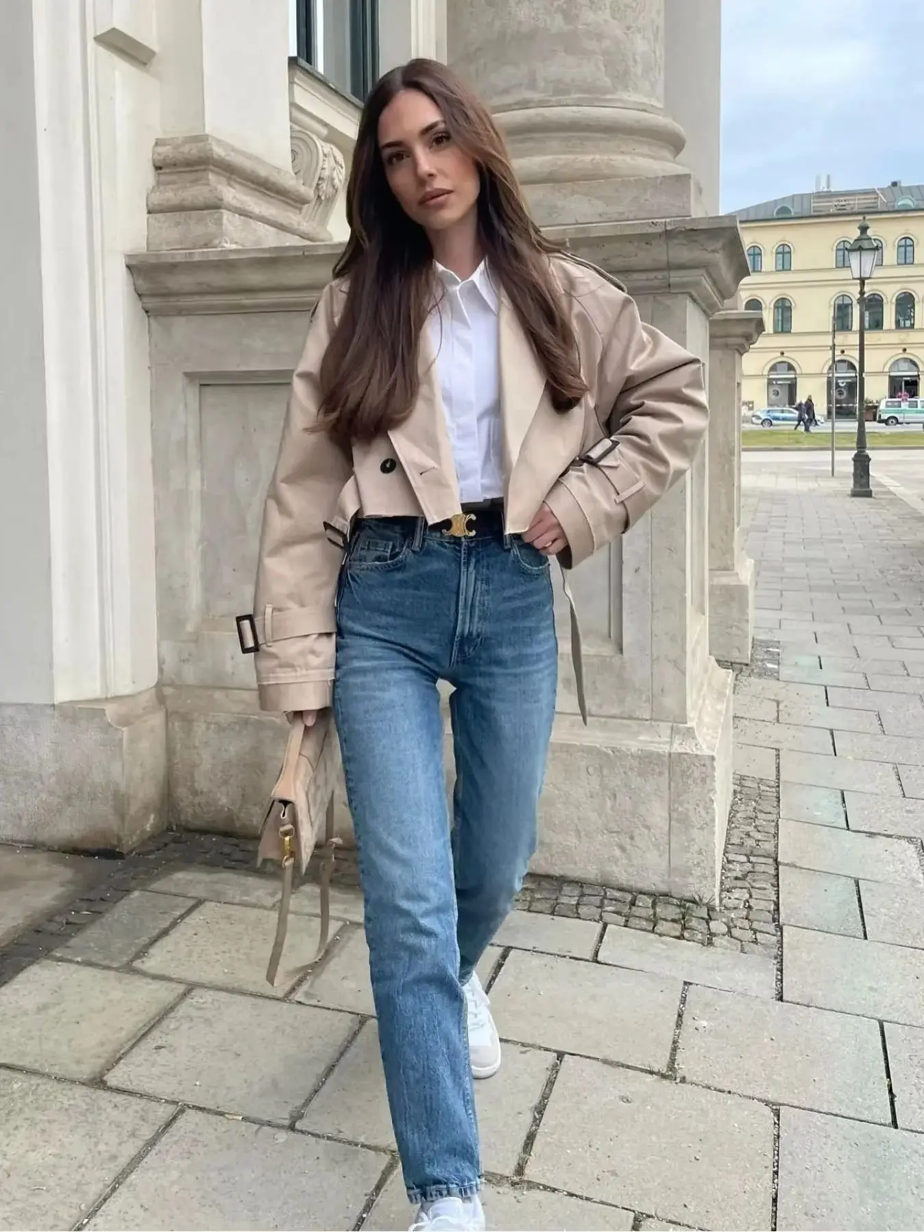 Spring And Autumn Women's Khaki Lapel Long Sleeve Short Trench Coat Chic British Street Style
Spring And Autumn Women's Khaki Lapel Long Sleeve Short Trench Coat Chic British Street Style