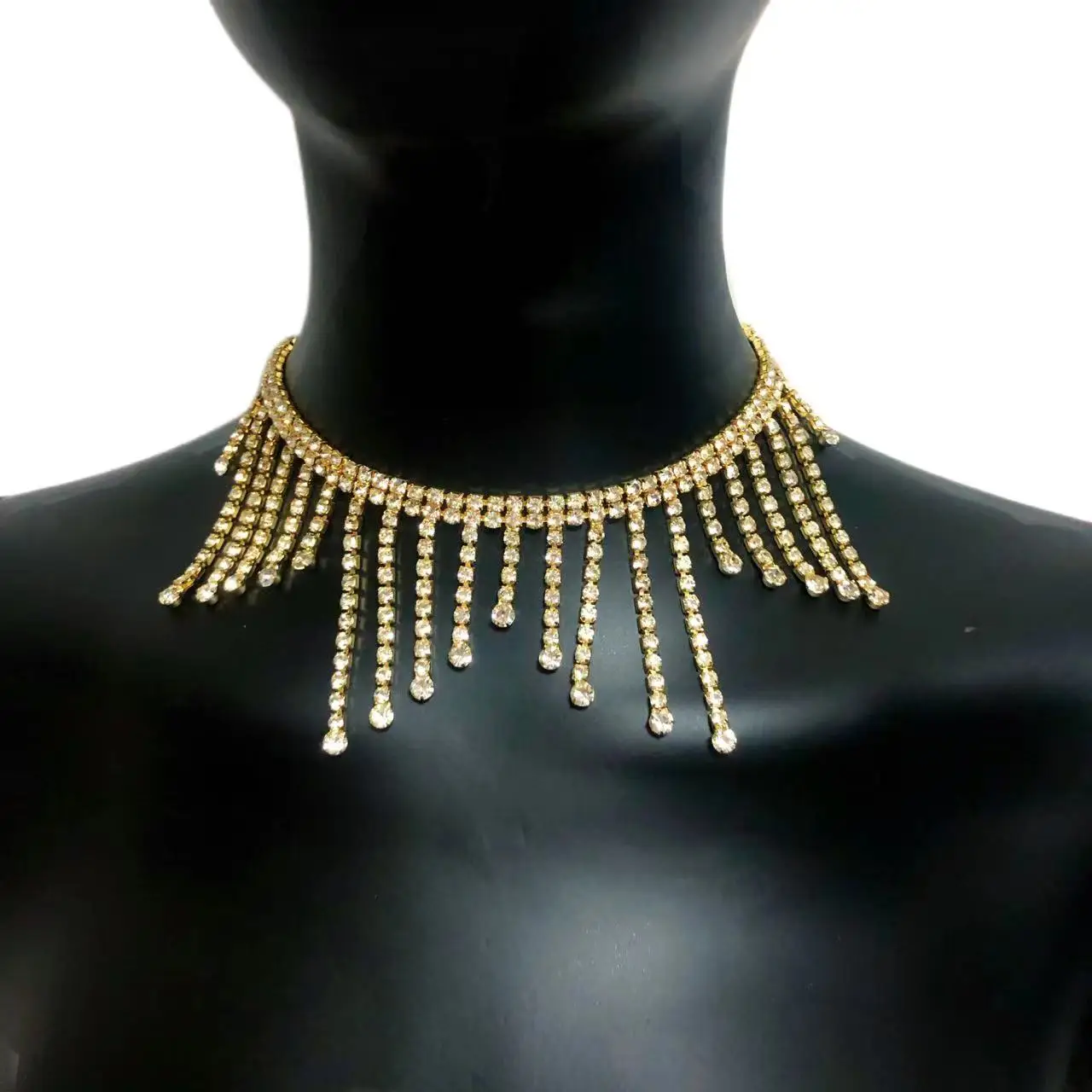 New Fashion Women's Temperament Neckchain Luxury Shiny Rhinestone Small Creative New Collar Chain Necklace Jewelry Wholesale
New Fashion Women's Temperament Neckchain Luxury Shiny Rhinestone Small Creative New Collar Chain Necklace Jewelry Wholesale