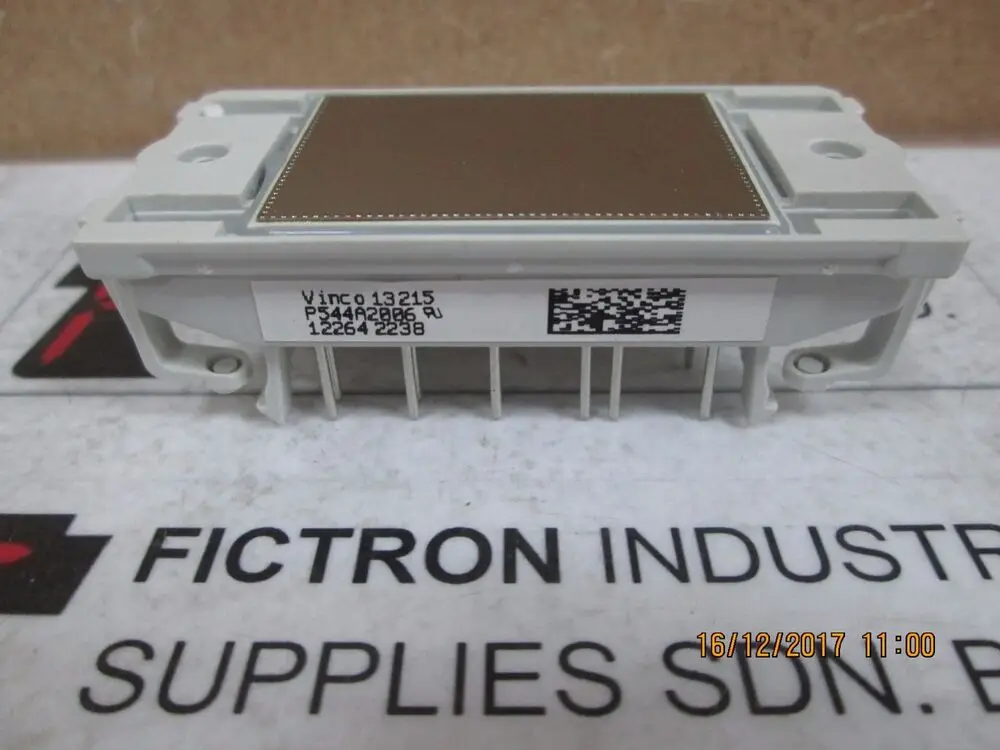 Новый виниловый модуль P544A2006 1 шт.
Новый виниловый модуль P544A2006 1 шт.