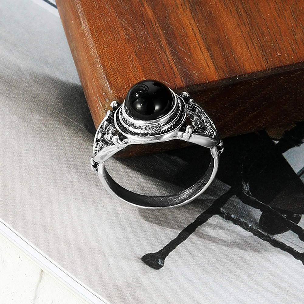 KINFOLK Silver Color Black Bead Rings For Men Unisex Vintage Alloy Finger Rings Punk Hiphop Jewelry Charistmas Party Gifts 2022 
KINFOLK Silver Color Black Bead Rings For Men Unisex Vintage Alloy Finger Rings Punk Hiphop Jewelry Charistmas Party Gifts 2022