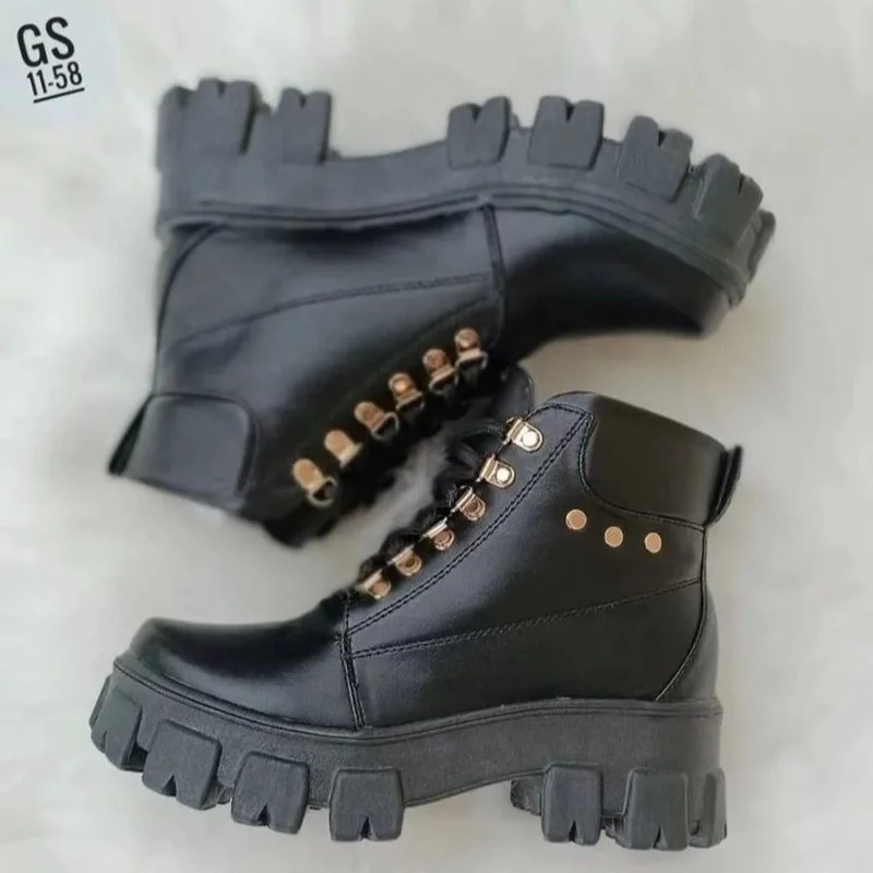 2022 Autumn New Boots Women's Inner Height Increasing Shoes Large Size Retro British Style Big Size Boots Zapatos Mujer Botas
2022 Autumn New Boots Women's Inner Height Increasing Shoes Large Size Retro British Style Big Size Boots Zapatos Mujer Botas