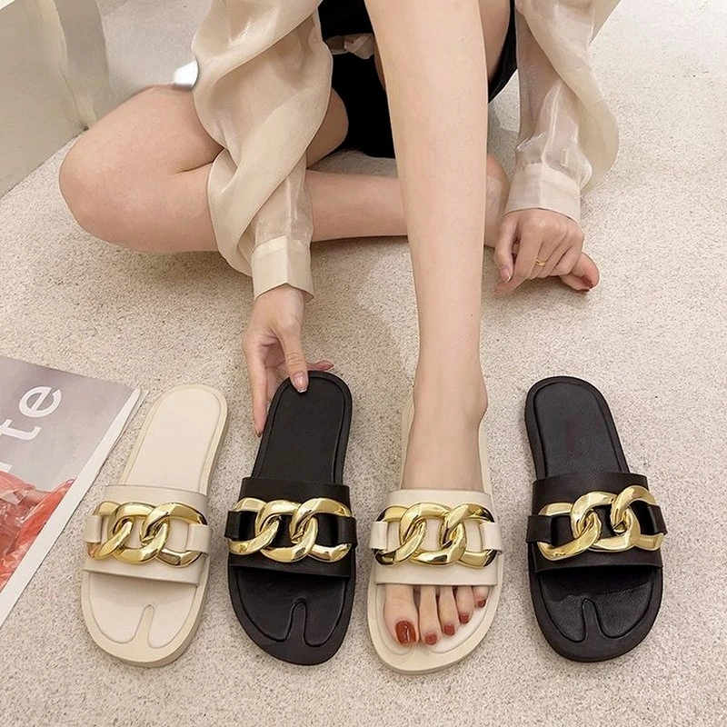 2022 Women shoe Shoes Black Charm Flat Sandal Slippers Fashion Open Toe Golden Chain Outer Wear One-Word Sandals Travel Summer
2022 Women shoe Shoes Black Charm Flat Sandal Slippers Fashion Open Toe Golden Chain Outer Wear One-Word Sandals Travel Summer
