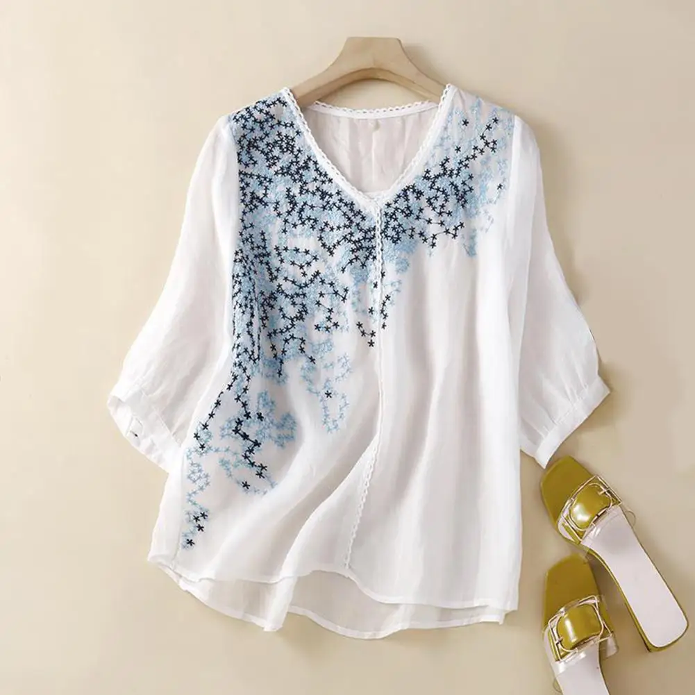 V-neck Half Sleeve Women Shirt Thin Cool Soft Summer Embroidery Star Print Retro Shirt Top Streetwear
V-neck Half Sleeve Women Shirt Thin Cool Soft Summer Embroidery Star Print Retro Shirt Top Streetwear