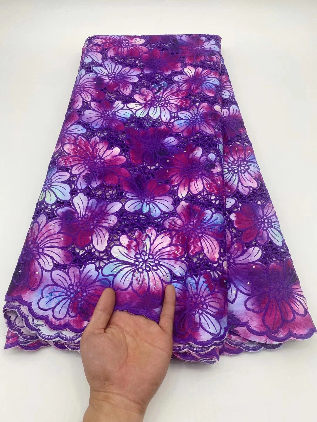 newest style purple color flower embroidery net tulle mesh lace fabric french style hollow out lace for wedding dress
newest style purple color flower embroidery net tulle mesh lace fabric french style hollow out lace for wedding dress