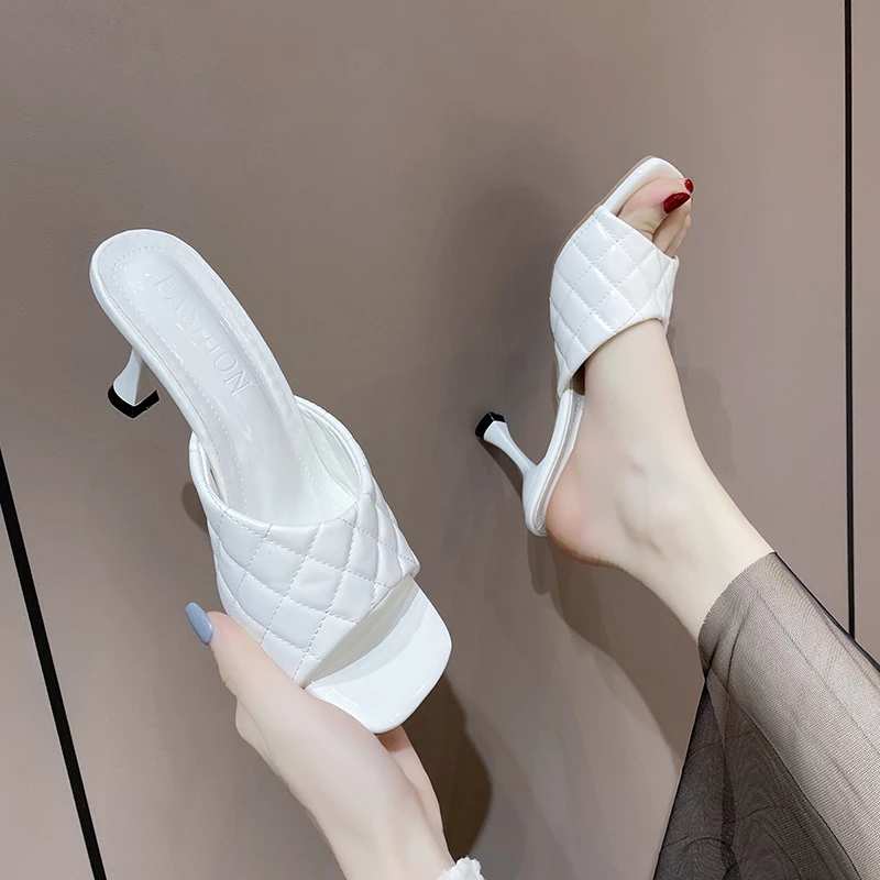 Slippers Women's 2022 New Summer Fish Mouth Sandals and Slippers Women's High-heeled Stiletto Women's Shoes Wholesale 35-43
Slippers Women's 2022 New Summer Fish Mouth Sandals and Slippers Women's High-heeled Stiletto Women's Shoes Wholesale 35-43