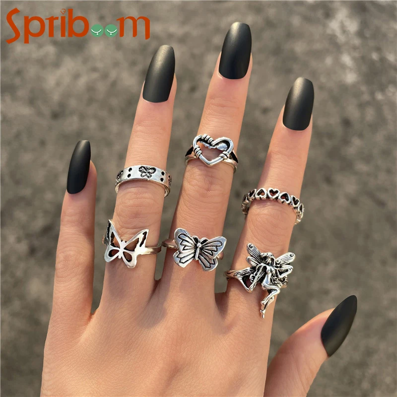 Vintage Butterfly Rings Set for Women Girls Silver Color Bohemian Heart Ring 2022 Trendy Jewelry Gifts Punk Accessories 6Pcs/set
Vintage Butterfly Rings Set for Women Girls Silver Color Bohemian Heart Ring 2022 Trendy Jewelry Gifts Punk Accessories 6Pcs/set