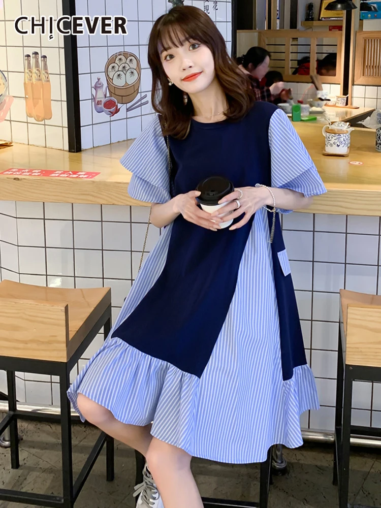 CHICEVER лоскутное цветное Полосатое платье для женщин с круглым вырезом и пышными рукавами, свободные повседневные платья для женщин, 2022 летня...
CHICEVER лоскутное цветное Полосатое платье для женщин с круглым вырезом и пышными рукавами, свободные повседневные платья для женщин, 2022 летня...