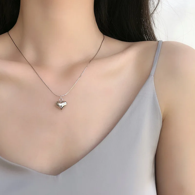 FMILY Minimalist Heart Necklace S925 Sterling Silver Fashion Sweet Temperament Elegant Niche Design Jewelry for Girlfriend Gift
FMILY Minimalist Heart Necklace S925 Sterling Silver Fashion Sweet Temperament Elegant Niche Design Jewelry for Girlfriend Gift