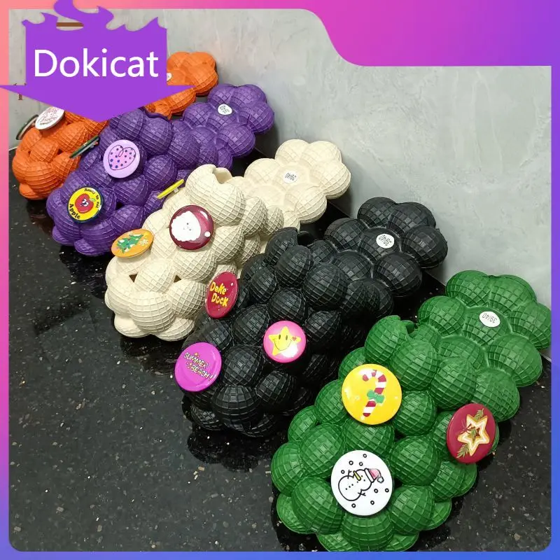 Factory Wholesale Christmas Style Outdoor EVA Clogs Women Sandals House Flip flops Massage Bubble Slides Slippers With Charms
Factory Wholesale Christmas Style Outdoor EVA Clogs Women Sandals House Flip flops Massage Bubble Slides Slippers With Charms