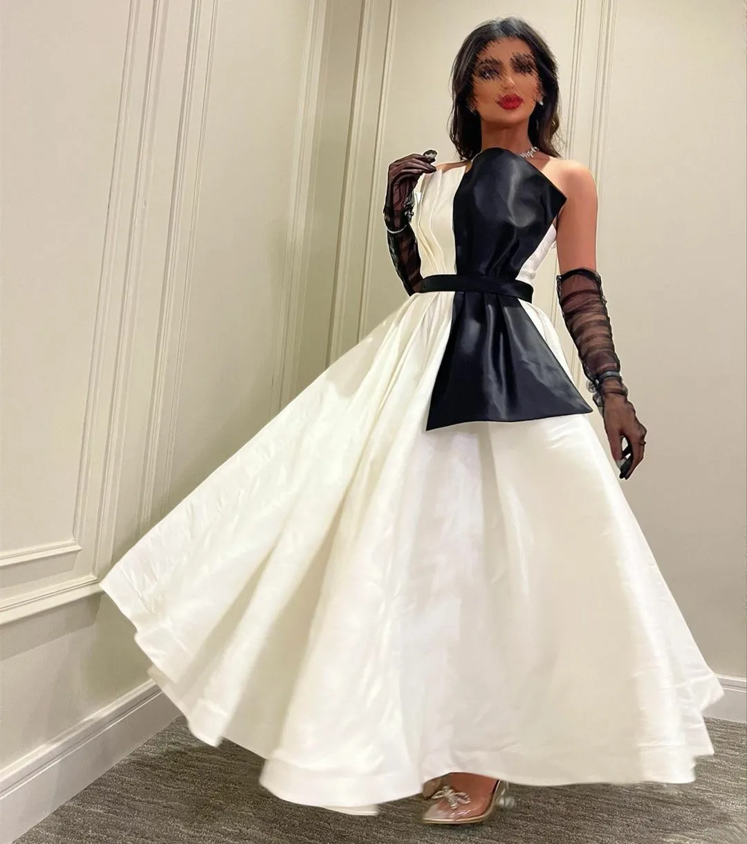 White Taffeta Evening Dresses with Bow Muslim Style Long فساتين السهرة Pleated Ankle-Length A-Line Prom Dress for Women Elegant
White Taffeta Evening Dresses with Bow Muslim Style Long فساتين السهرة Pleated Ankle-Length A-Line Prom Dress for Women Elegant