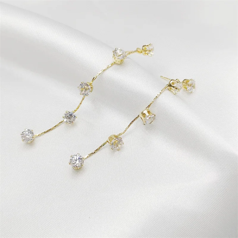 Exaggerated Temperament Long Earrings 2023 New Style Water Drop Earrings Female Senior Sense Thin Cool Wind Earrings Female
Exaggerated Temperament Long Earrings 2023 New Style Water Drop Earrings Female Senior Sense Thin Cool Wind Earrings Female