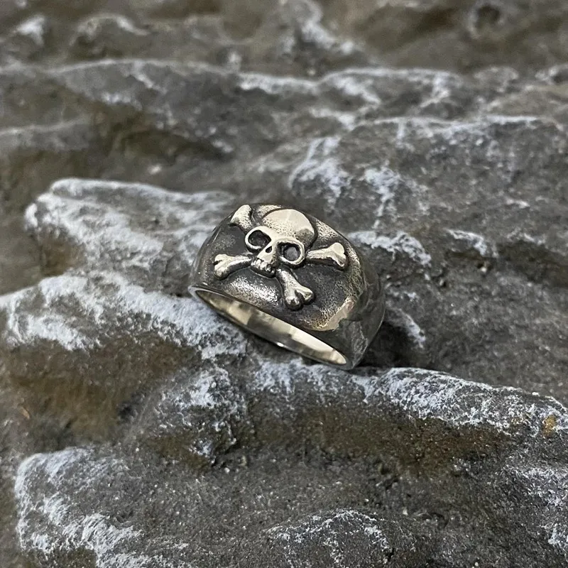 Classic Punk Skull Stainless Steel Circle Skeleton Rings Gothic Gift For Mens Unisex Domineering Women Jewelry Vintage Wholesale
Classic Punk Skull Stainless Steel Circle Skeleton Rings Gothic Gift For Mens Unisex Domineering Women Jewelry Vintage Wholesale