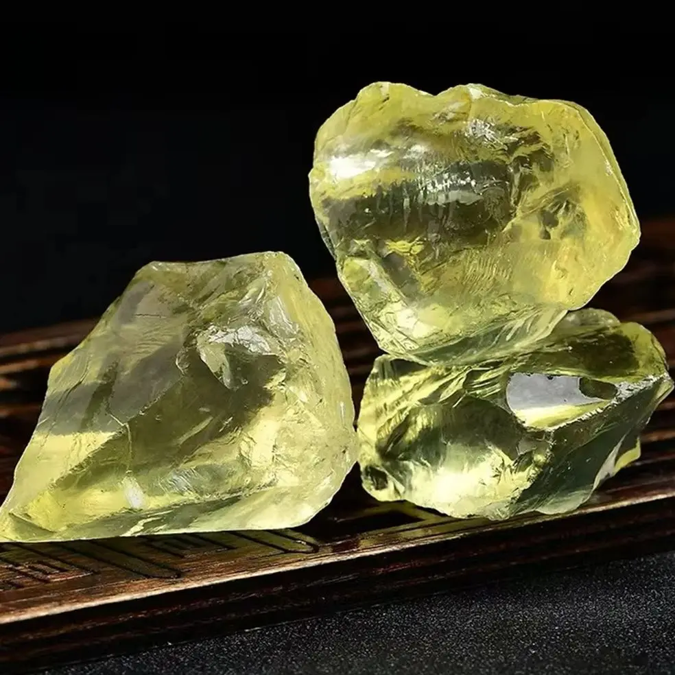 Натуральный цитрин 25-30г
Натуральный цитрин 25-30г