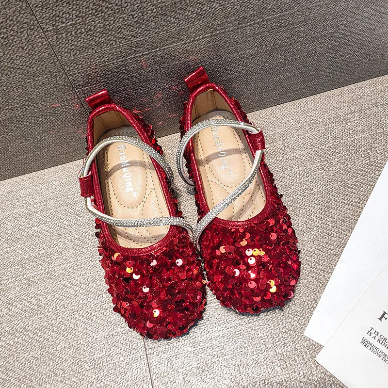 New Spring Autumn Girls Princess Crystal Shoes Children Solid Color Shiny Stage Performance Shoes Kids Soft Bottom Baby 02A
New Spring Autumn Girls Princess Crystal Shoes Children Solid Color Shiny Stage Performance Shoes Kids Soft Bottom Baby 02A