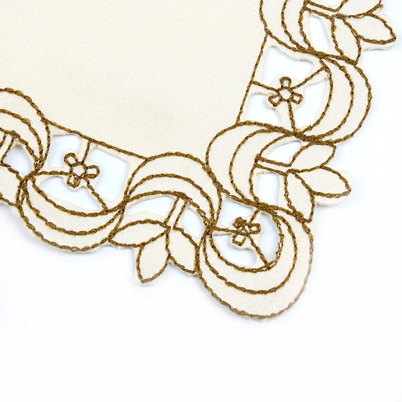 Soft Lace Gauze Embroidered Table Runner Translucent Table Cloth Jacquard Elegant Floral Polyester High Quality
Soft Lace Gauze Embroidered Table Runner Translucent Table Cloth Jacquard Elegant Floral Polyester High Quality