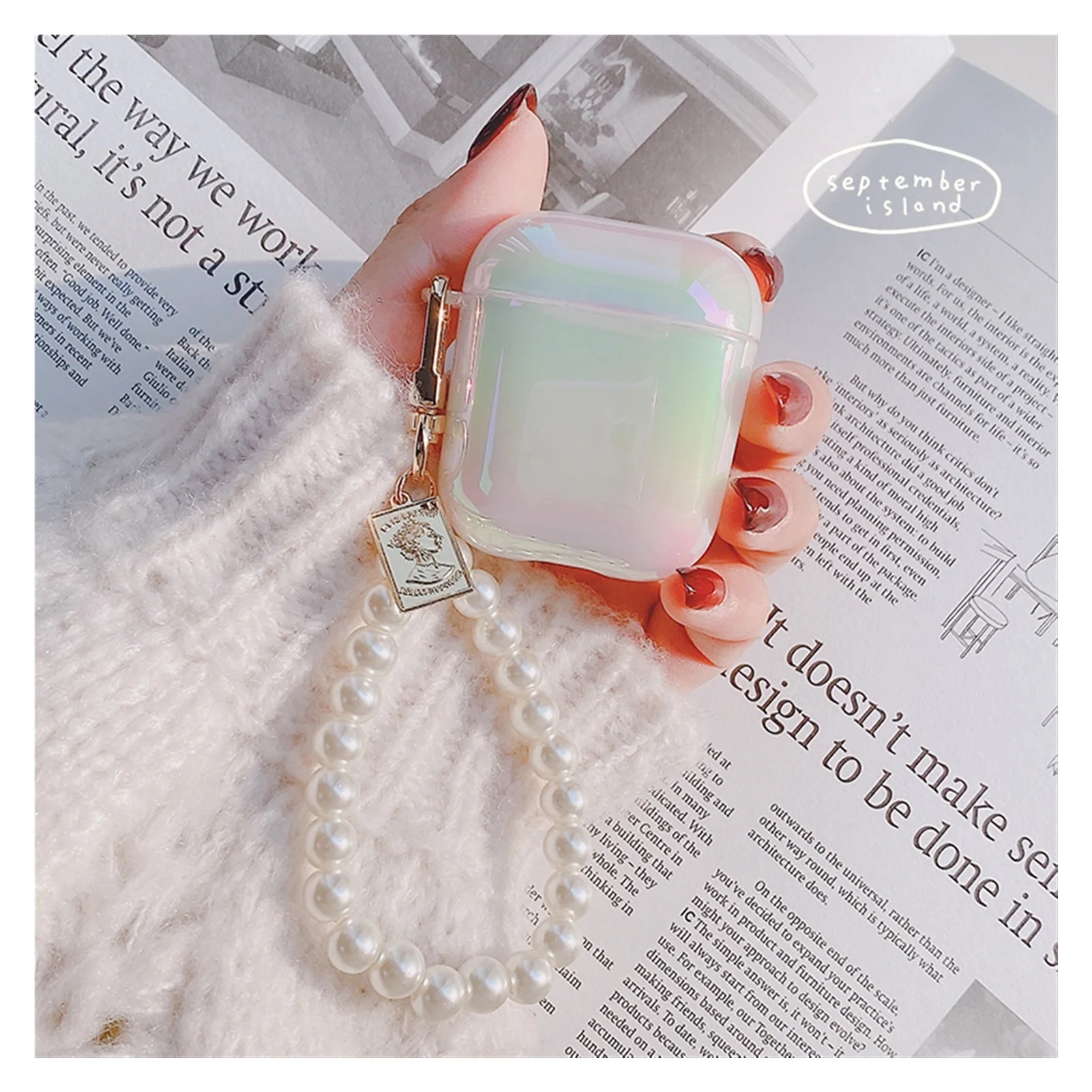 NEW Luxury Pearl Shell Keychain Smooth Aurora Transparent Hard Headphone Earphone case for Airpods 1 2 3 Pro Wireless Headset
NEW Luxury Pearl Shell Keychain Smooth Aurora Transparent Hard Headphone Earphone case for Airpods 1 2 3 Pro Wireless Headset