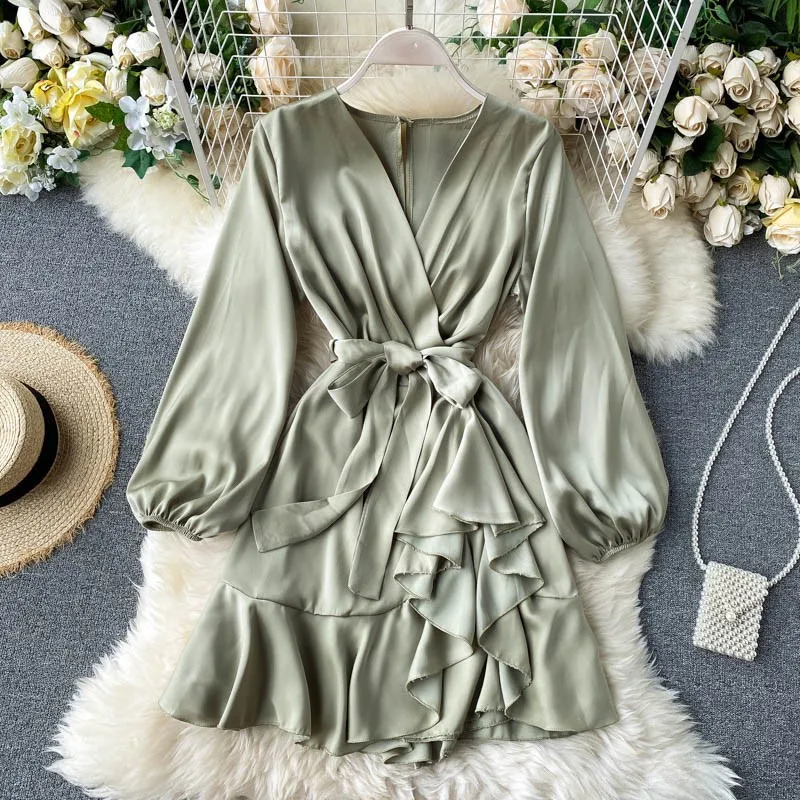 New Fashion 2022 Women Spring Summer Dress Long Sleeve Ruffles Solid Color Irregular Hem Sashes Casual Mini Dress Boho Dress
New Fashion 2022 Women Spring Summer Dress Long Sleeve Ruffles Solid Color Irregular Hem Sashes Casual Mini Dress Boho Dress