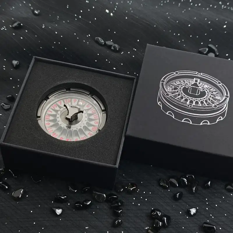 Металлические кубики DND с гироскопом
Металлические кубики DND с гироскопом