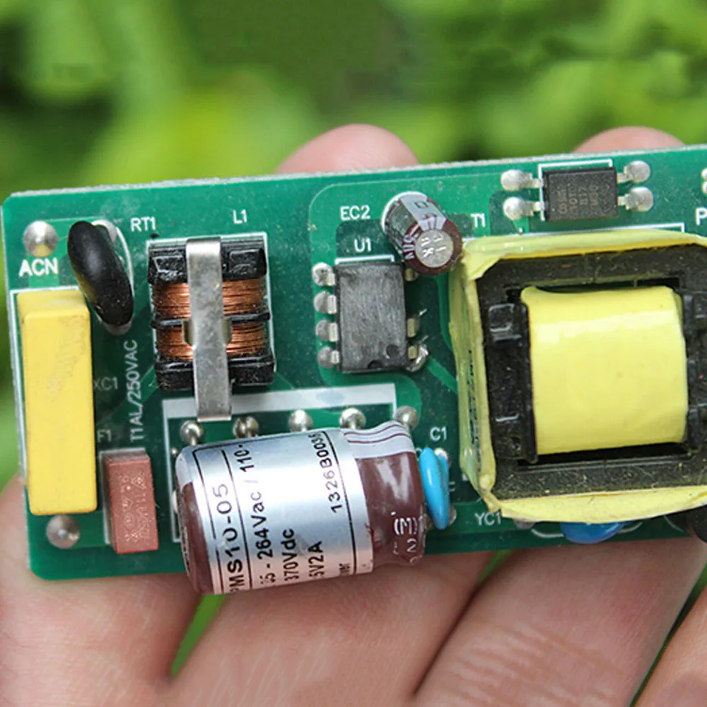 AC-DC DC-DC Step-down Voltage Regulator AC85V-264V DC110V-370V To DC5V 2A Isolation Switch Power Module Power Input 110V 220V
AC-DC DC-DC Step-down Voltage Regulator AC85V-264V DC110V-370V To DC5V 2A Isolation Switch Power Module Power Input 110V 220V