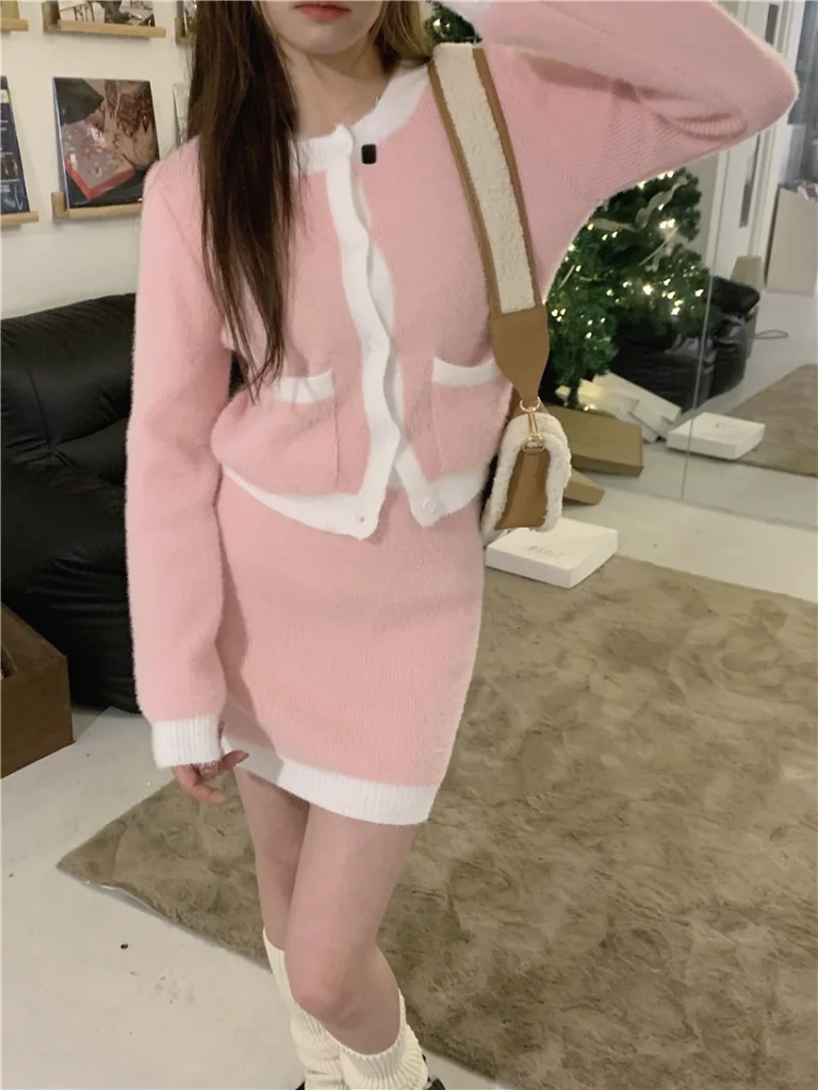 2022 Spring 2 Piece Dress Set Women Sweater Dress Korean Fashion Knitted Suits Evening Party Y2k Mini Dress Casual Chic 
2022 Spring 2 Piece Dress Set Women Sweater Dress Korean Fashion Knitted Suits Evening Party Y2k Mini Dress Casual Chic